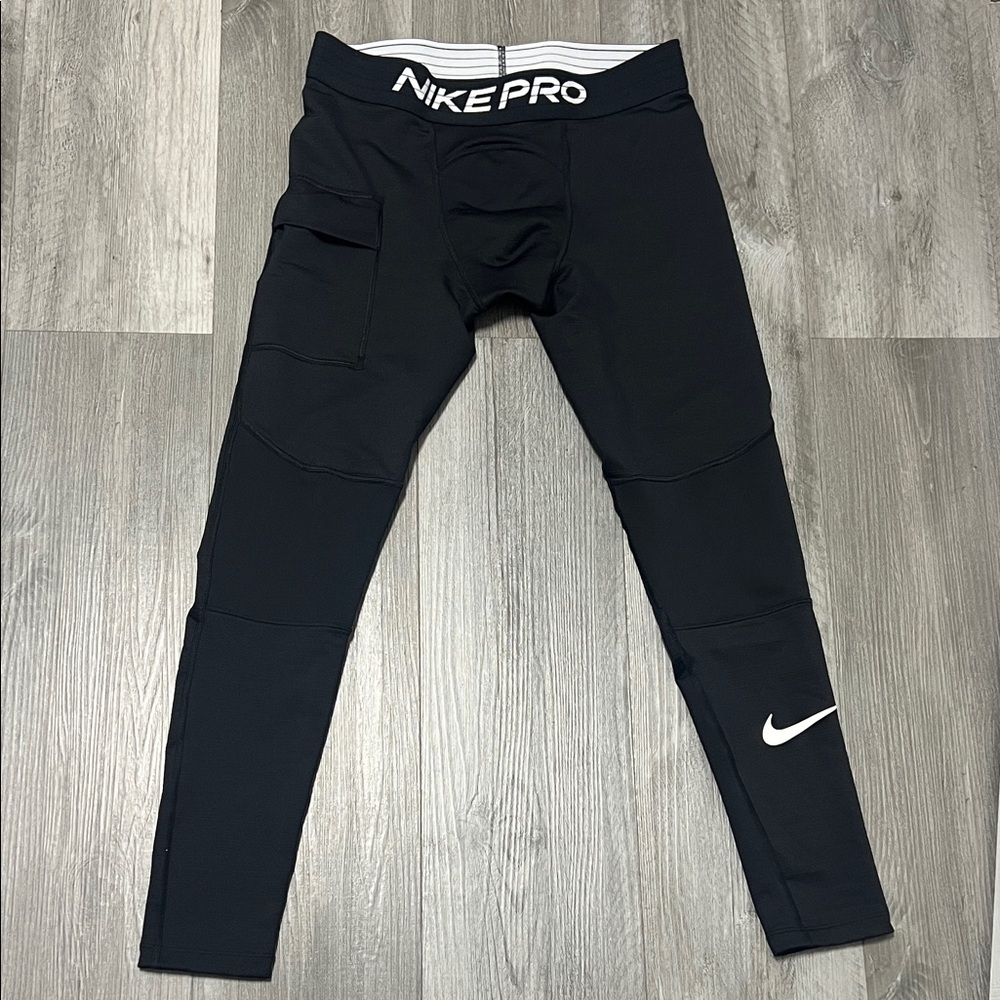 Nike Pro Dri Fit Mens leggings with a pocket / black / Size L